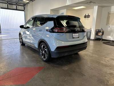 Pre-Owned 2022 Chevrolet Bolt EV 2LT Hatchback for sale in St. Joseph MO