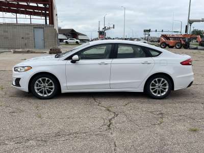 Pre-Owned 2019 Ford Fusion SE Sedan for sale in St. Joseph MO