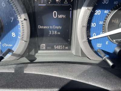 Pre-Owned 2020 Toyota Sienna XLE 8-Passenger Minivan for sale in St. Joseph MO