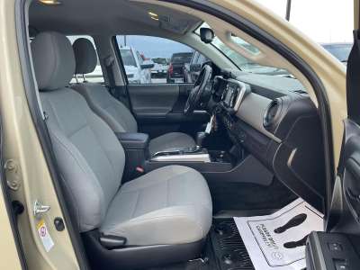 Pre-Owned 2018 Toyota Tacoma for sale in St. Joseph MO