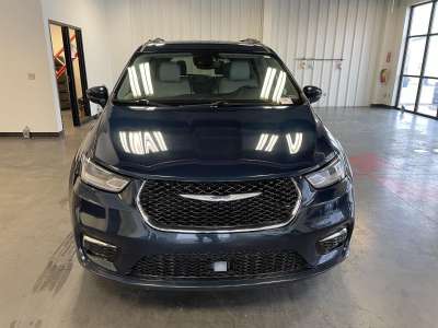 Pre-Owned 2021 Chrysler Pacifica Touring L Minivan for sale in St. Joseph MO