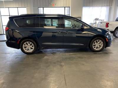 Pre-Owned 2021 Chrysler Pacifica Touring L Minivan for sale in St. Joseph MO