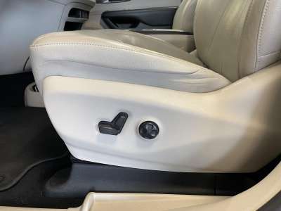 Pre-Owned 2021 Chrysler Pacifica for sale in St. Joseph MO