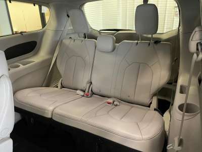 Pre-Owned 2021 Chrysler Pacifica for sale in St. Joseph MO