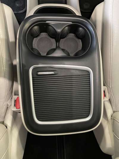 Pre-Owned 2021 Chrysler Pacifica for sale in St. Joseph MO