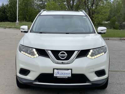 Pre-Owned 2016 Nissan Rogue SV SUV/Crossover for sale in St. Joseph MO
