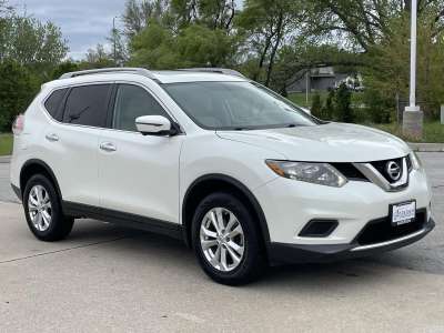 Pre-Owned 2016 Nissan Rogue SV SUV/Crossover for sale in St. Joseph MO