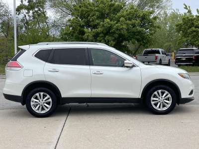 Pre-Owned 2016 Nissan Rogue SV SUV/Crossover for sale in St. Joseph MO