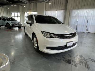 Pre-Owned 2022 Chrysler Voyager for sale in St. Joseph MO