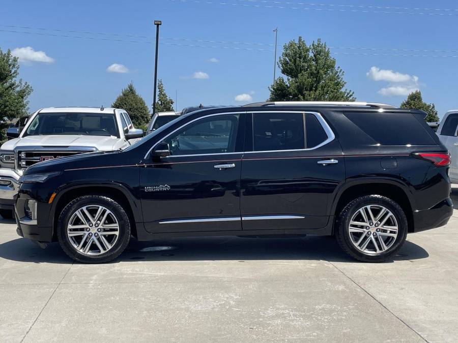 Pre-Owned 2023 Chevrolet Traverse for sale in St. Joseph MO