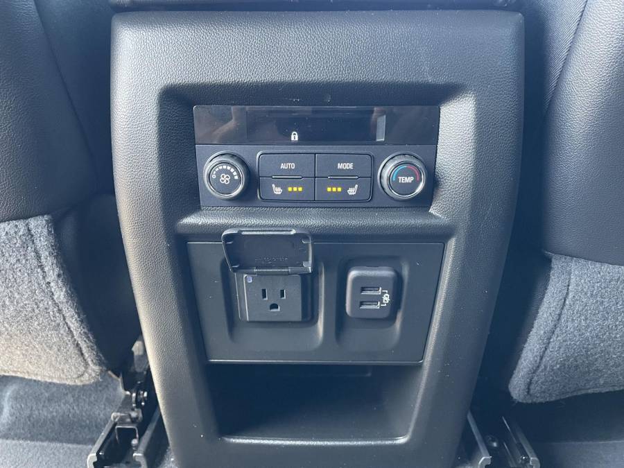 Pre-Owned 2023 Chevrolet Traverse for sale in St. Joseph MO