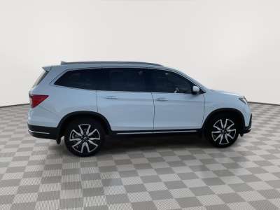 Pre-Owned 2022 Honda Pilot Touring 8-Passenger SUV/Crossover for sale in Grand Island NE