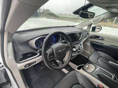 Pre-Owned 2024 Chrysler Pacifica for sale in Grand Island NE