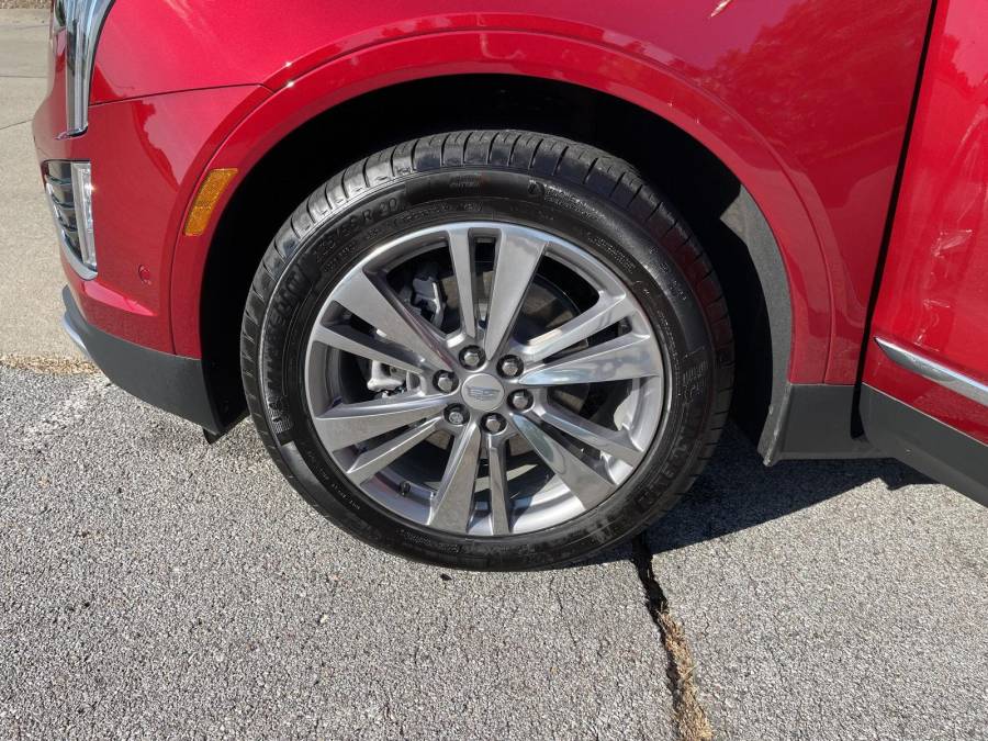 Pre-Owned 2025 Cadillac XT5 for sale in Lincoln NE