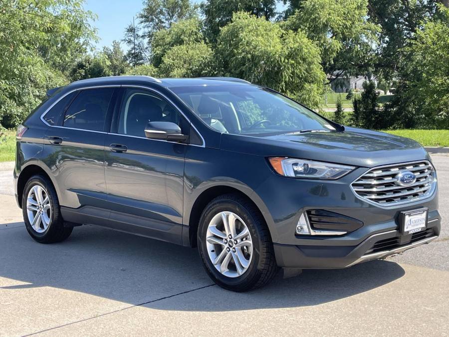Pre-Owned 2019 Ford Edge for sale in Lincoln NE