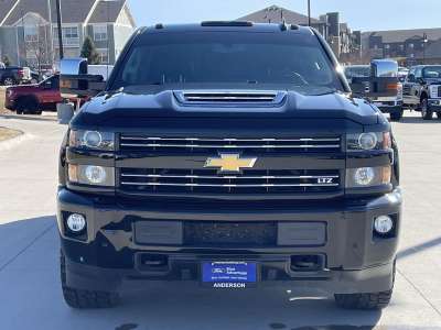 Pre-Owned 2019 Chevrolet Silverado 2500HD LTZ Crew Cab Truck for sale in Lincoln NE