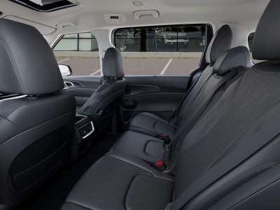 New 2025 Kia Carnival for sale in St. Joseph MO