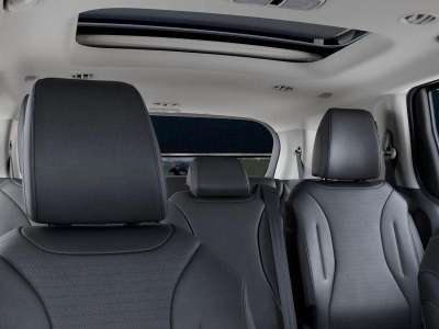 New 2026 Kia Carnival Hybrid for sale in St. Joseph MO