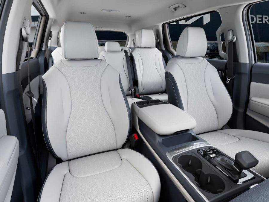 New 2026 Kia Carnival for sale in St. Joseph MO