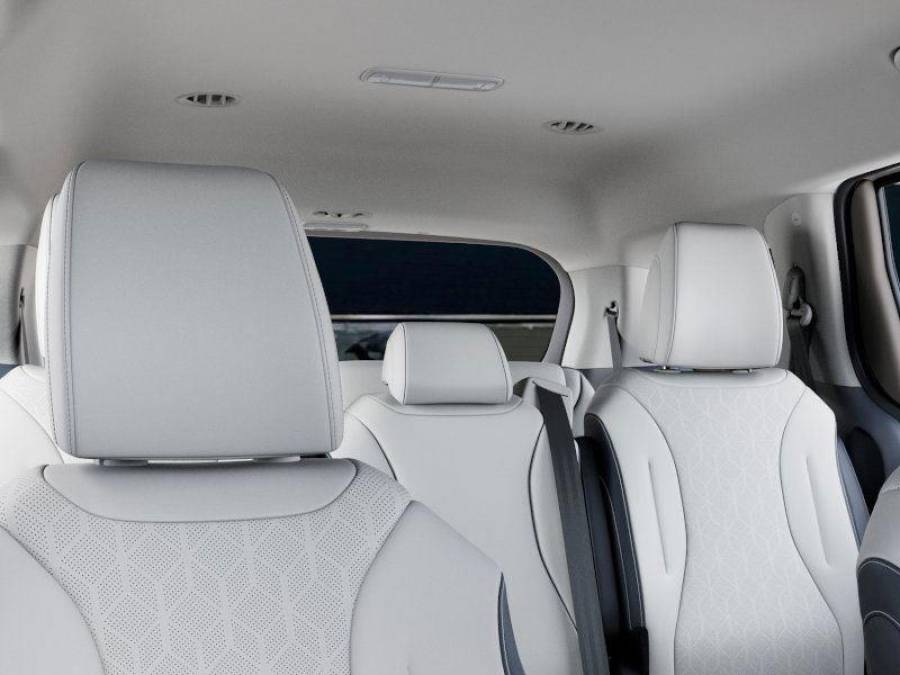 New 2026 Kia Carnival for sale in St. Joseph MO