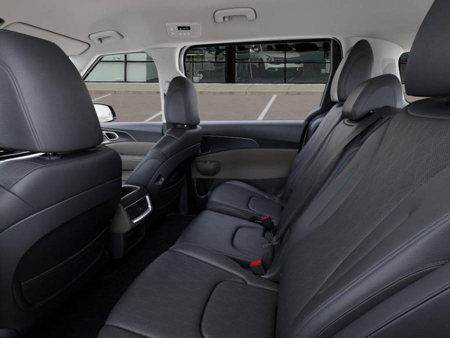 New 2027 Kia Carnival for sale in St. Joseph MO