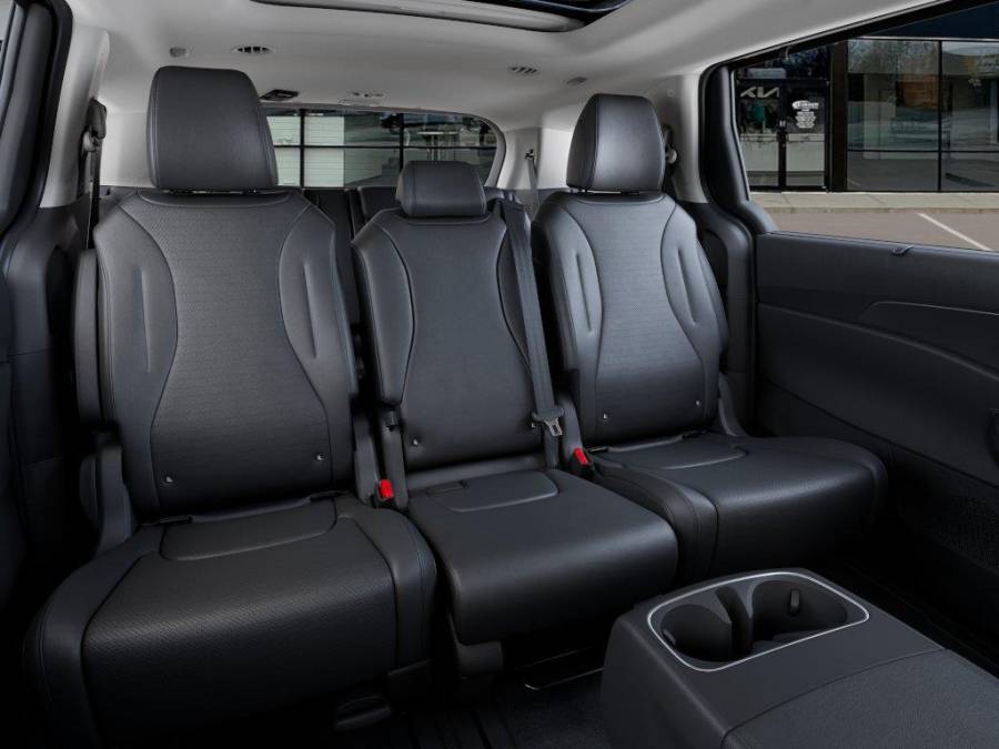 New 2027 Kia Carnival for sale in St. Joseph MO