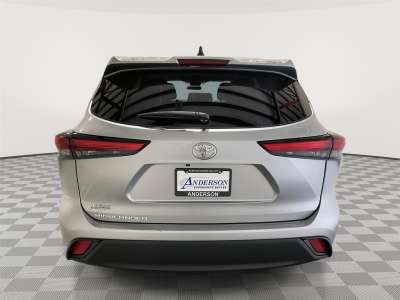 Pre-Owned 2023 Toyota Highlander L SUV/Crossover for sale in St. Joseph MO Pre-Owned 2023 Toyota Highlander L SUV/Crossover for sale in St. Joseph MO