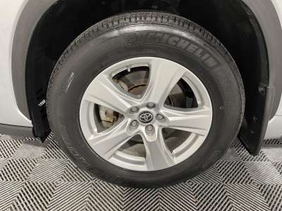 Pre-Owned 2023 Toyota Highlander L SUV/Crossover for sale in St. Joseph MO Pre-Owned 2023 Toyota Highlander L SUV/Crossover for sale in St. Joseph MO