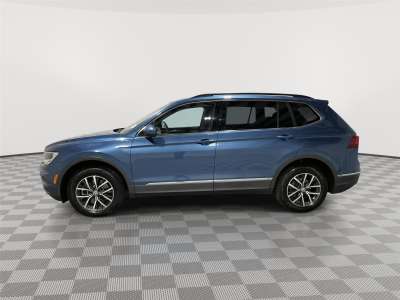 Pre-Owned 2020 Volkswagen Tiguan SE SUV/Crossover for sale in St. Joseph MO Pre-Owned 2020 Volkswagen Tiguan SE SUV/Crossover for sale in St. Joseph MO