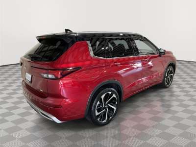 Pre-Owned 2023 Mitsubishi Outlander SEL SUV/Crossover for sale in St. Joseph MO Pre-Owned 2023 Mitsubishi Outlander SEL SUV/Crossover for sale in St. Joseph MO