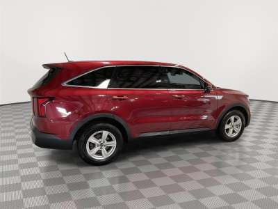 Pre-Owned 2021 Kia Sorento LX SUV/Crossover for sale in St. Joseph MO Pre-Owned 2021 Kia Sorento LX SUV/Crossover for sale in St. Joseph MO