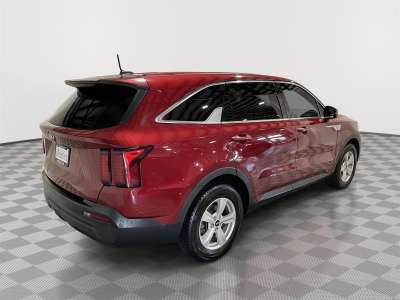Pre-Owned 2021 Kia Sorento LX SUV/Crossover for sale in St. Joseph MO Pre-Owned 2021 Kia Sorento LX SUV/Crossover for sale in St. Joseph MO