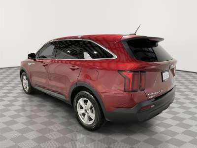 Pre-Owned 2021 Kia Sorento LX SUV/Crossover for sale in St. Joseph MO Pre-Owned 2021 Kia Sorento LX SUV/Crossover for sale in St. Joseph MO
